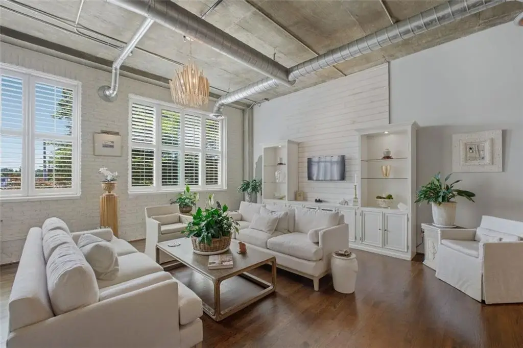 3235 Roswell Road Ne #402, Atlanta, GA 30305 - #1