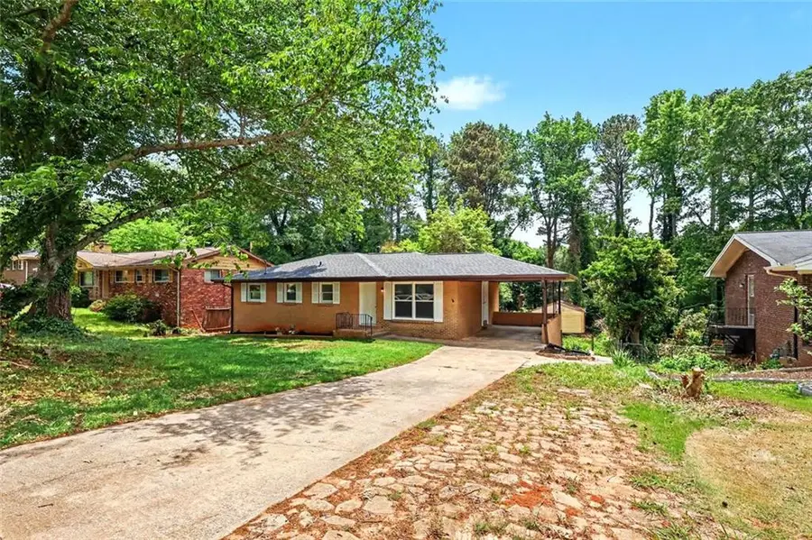 3995 Maxey Hill Drive, Stone Mountain, GA 30083 - #2