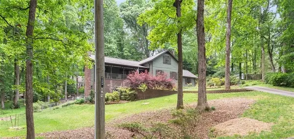 4052 Oak Harbour Circle, Gainesville, GA 30506