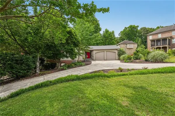5316 Corsham Court Sw, Lilburn, GA 30047