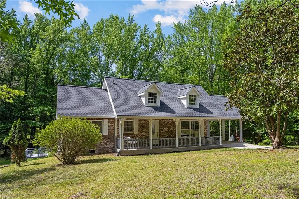 6400 Mixon Road, Chattahoochee Hills, GA 30268 - #1