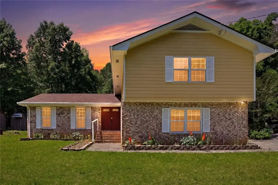 2201 Colonial Oak Way, Stone Mountain, GA 30087 - #2