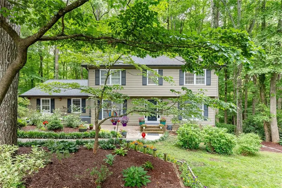 3672 Stonelake Court Sw, Lilburn, GA 30047 - #3