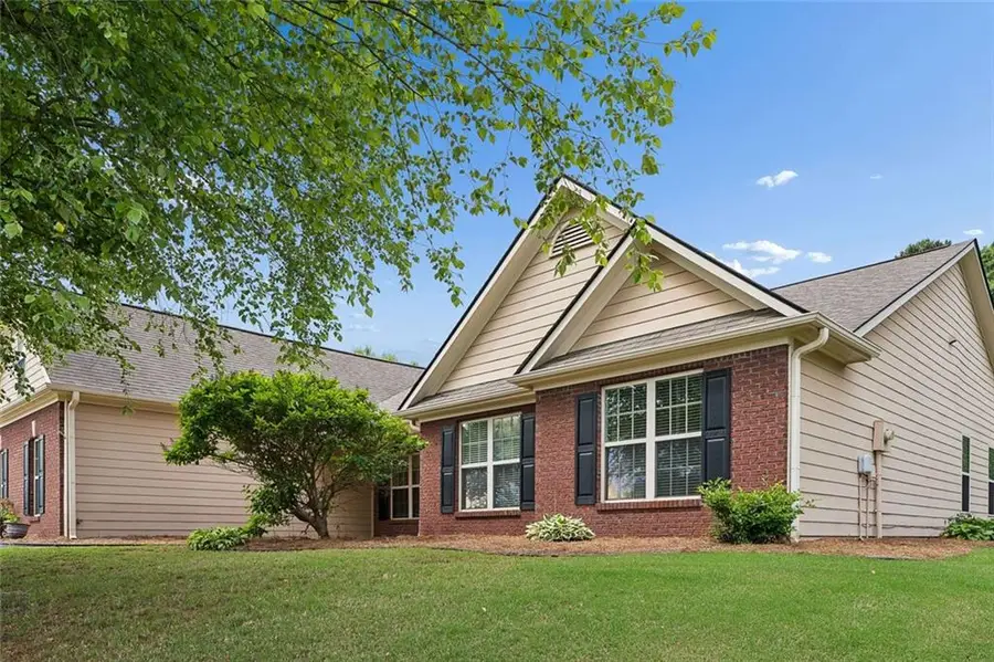 382 Emma Drive, Winder, GA 30680 - #2
