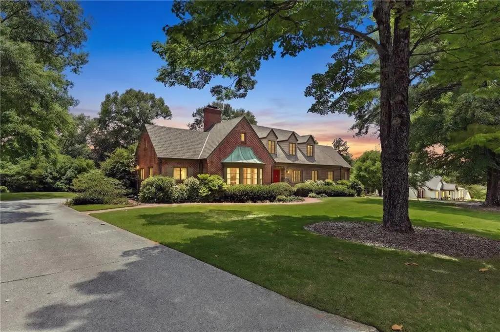 511 Dixon Drive, Gainesville, GA 30501 - #1