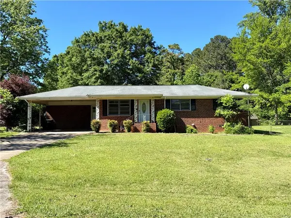 3950 Hubert Drive, Powder Springs, GA 30127