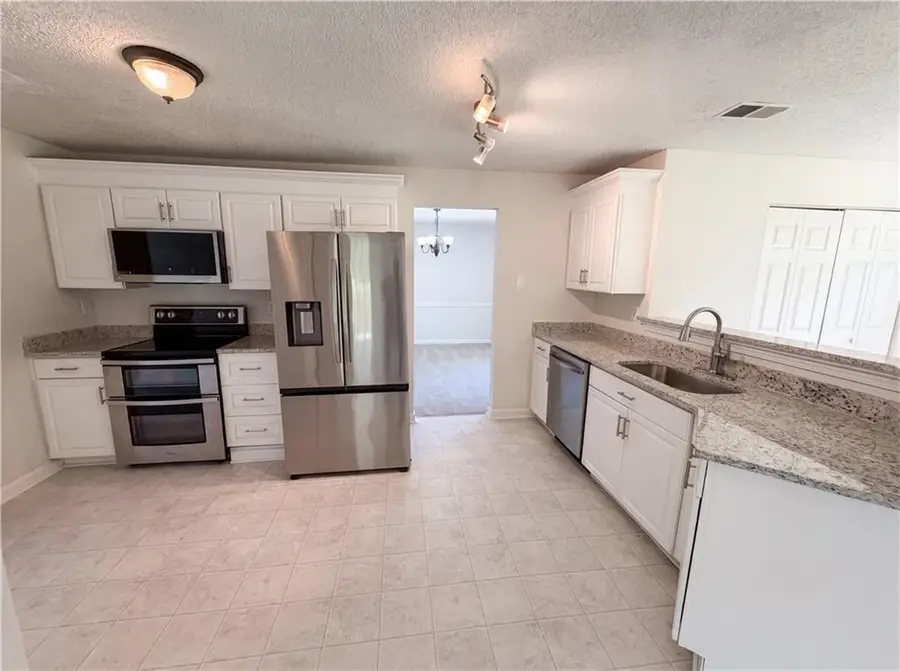6296 Laurel Green Drive, Lithonia, GA 30058 - #2