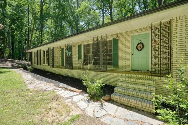 285 Hembredge Drive, Canton, GA 30115