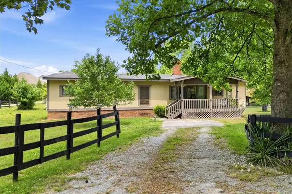 7470 Hightower Circle, Cumming, GA 30028