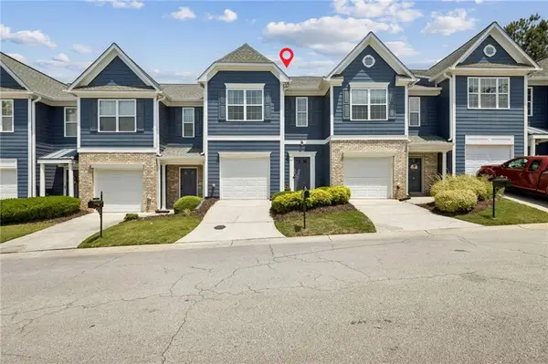 6608 Splashwater Drive, Flowery Branch, GA 30542