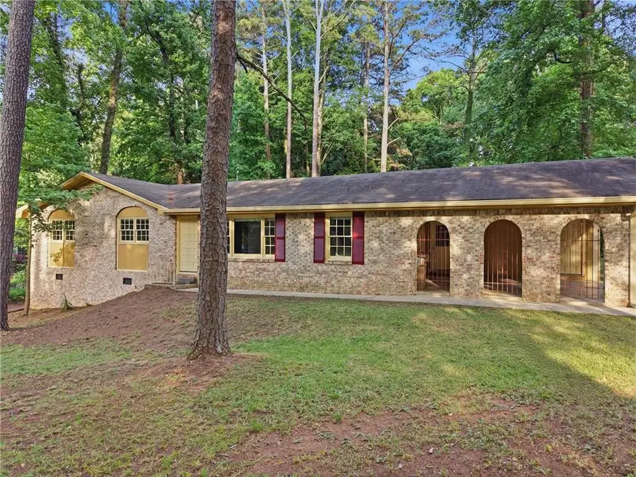 5657 Mountainbrooke Court, Stone Mountain, GA 30087 - #2