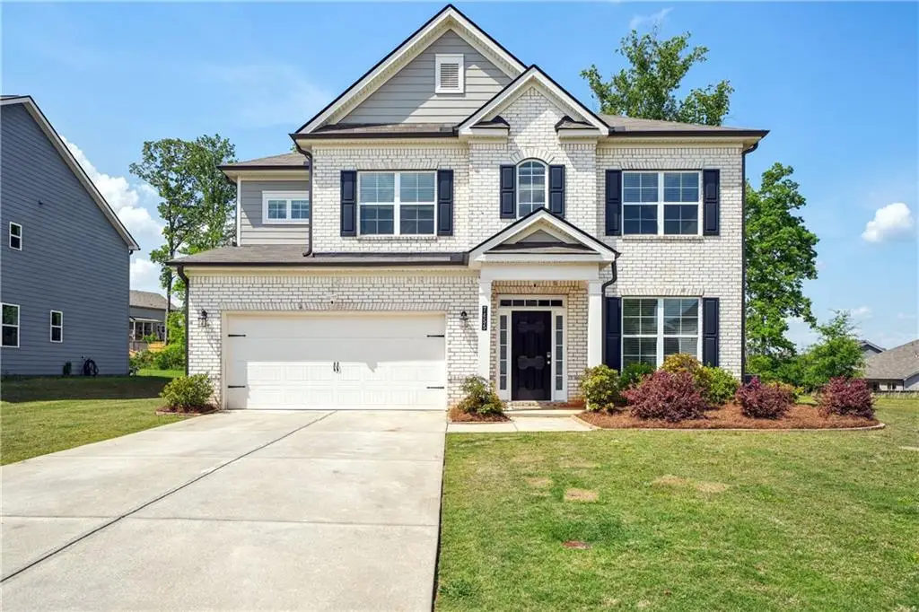 7455 Easton Valley Ln, Cumming, GA 30028 - #1