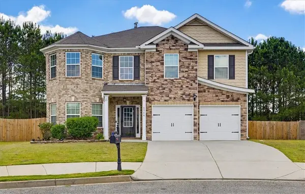 6744 Oak Hill Place, Fairburn, GA 30213