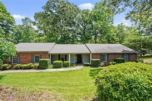 100 Springridge Court, Peachtree City, GA 30269