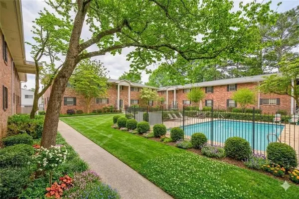 315 Hilderbrand Drive #B4, Sandy Springs, GA 30328