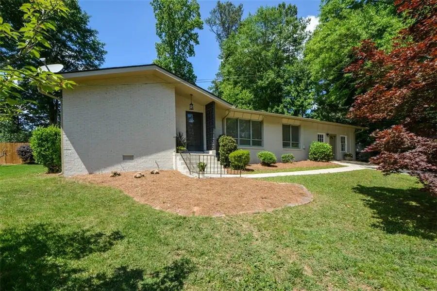 2801 SE Sagamore Hill Drive Se, Marietta, GA 30067 - #3