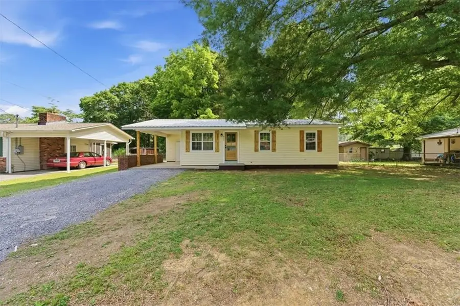 911 Bomar Street, La Fayette, GA 30728 - #2