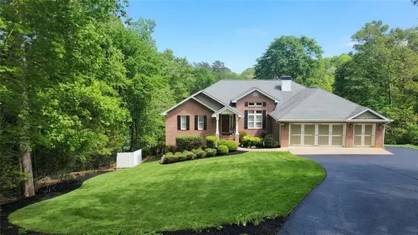 7913 S Barkers Bend Drive, Murrayville, GA 30564