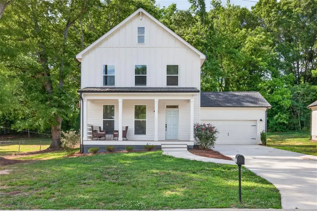125 E 5th Street, Monroe, GA 30655 - #1