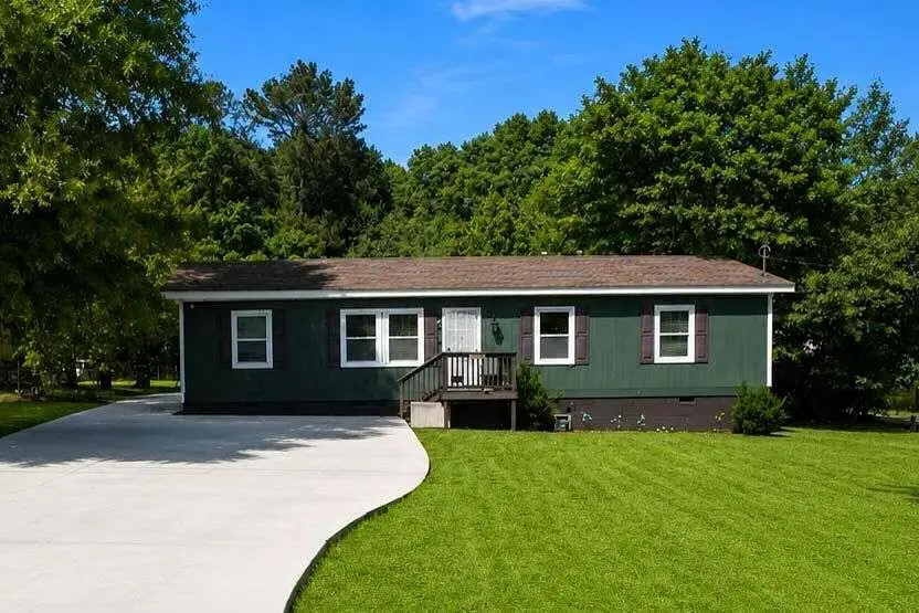 384 Ronthor Drive, Social Circle, GA 30025 - #1