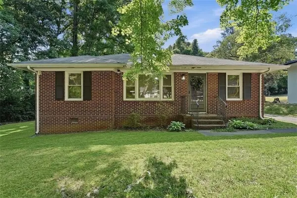 243 S Myrtle Street, Winder, GA 30680