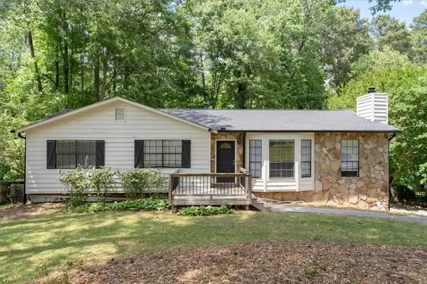 3189 Aspen Circle, Snellville, GA 30078