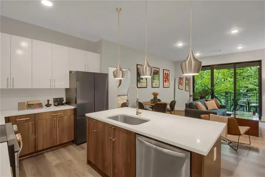 112 Rogers Street Ne #305, Atlanta, GA 30317 - #3