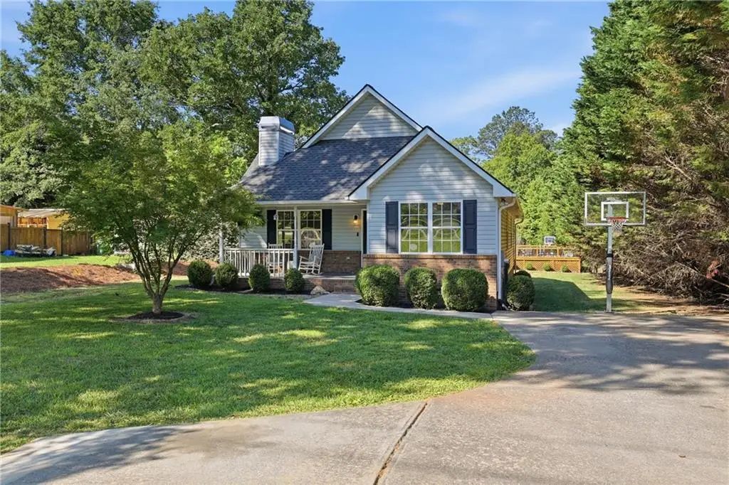 981 Hoyt Street, Cornelia, GA 30531 - #1