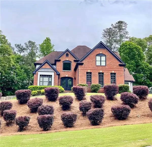 401 The Falls Of Cherokee Drive, Canton, GA 30114