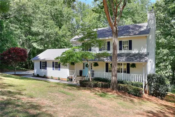 2315 Fisher Drive, Loganville, GA 30052