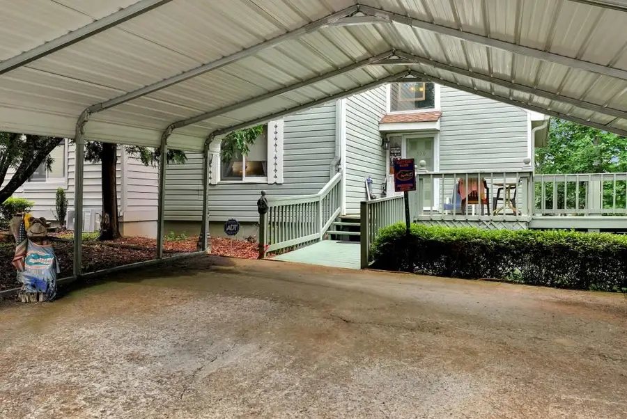 390 Alpenrosen Strasse, Helen, GA 30545 - #2
