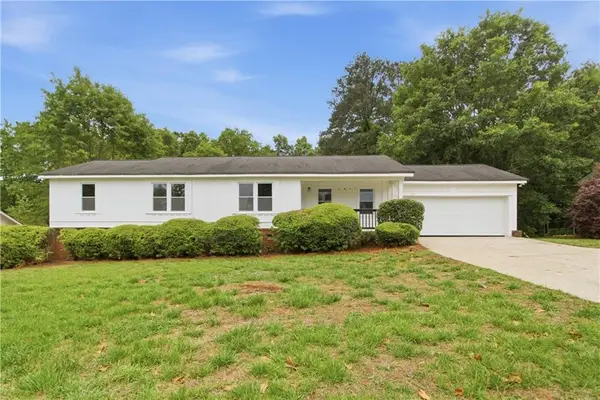 6867 Laurelwood Drive, Douglasville, GA 30135