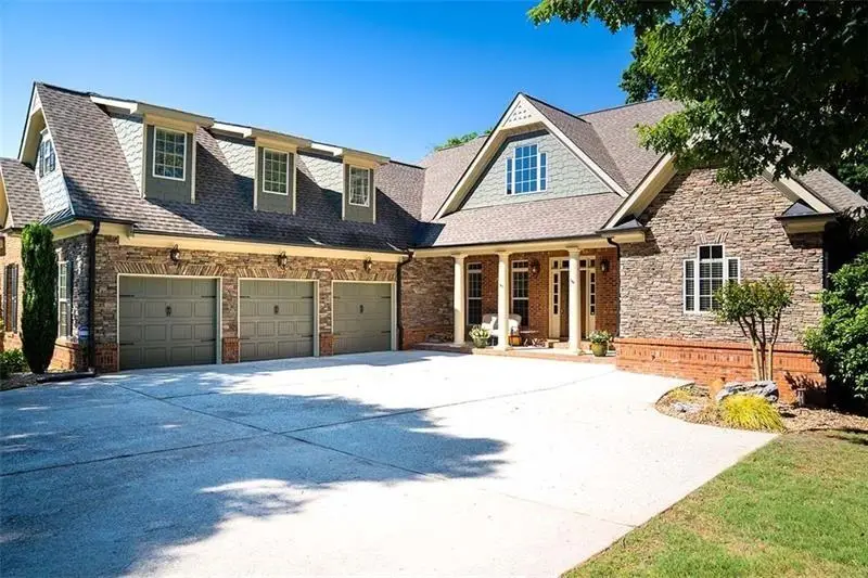 2222 Nillville Drive, Buford, GA 30519 - #2