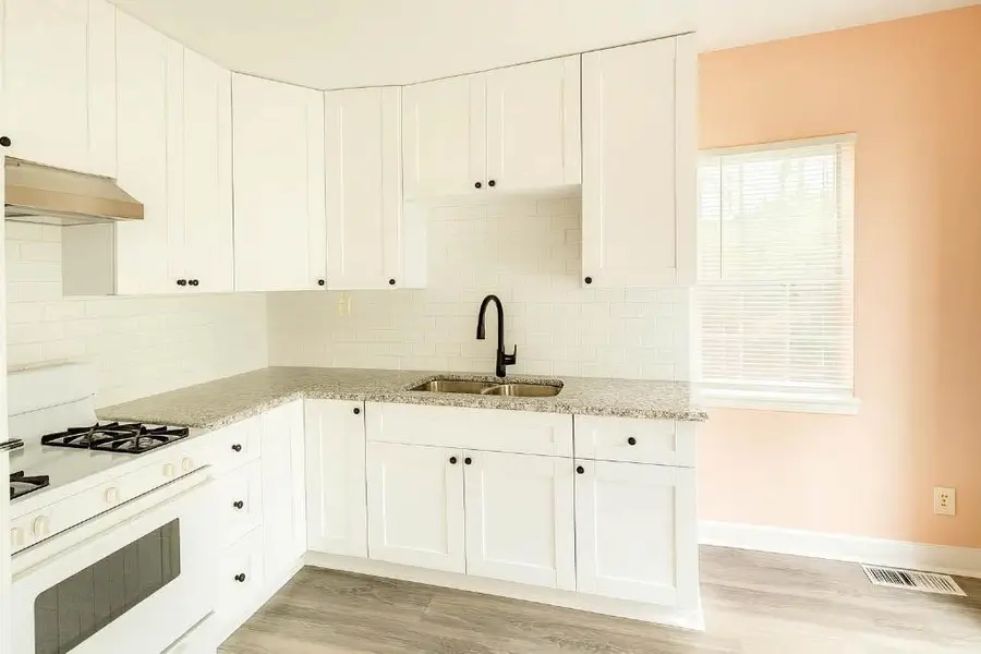 5002 Park Avenue, Forest Park, GA 30297 - #2