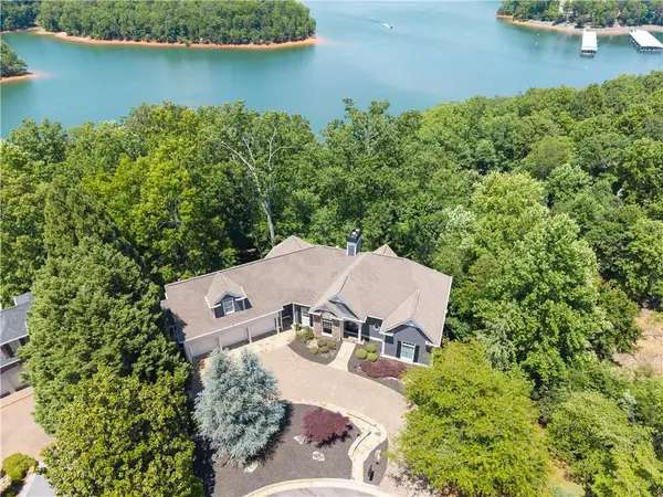 3546 Lake Breeze Lane, Gainesville, GA 30506