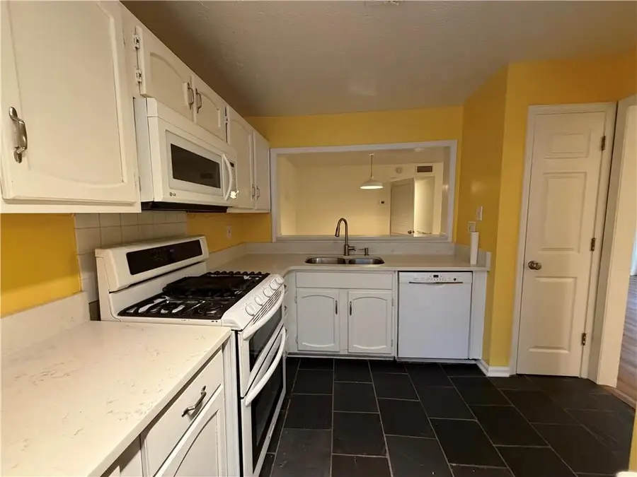 1305 Weatherstone Way Ne, Atlanta, GA 30324 - #3