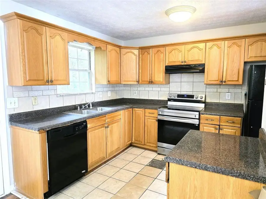 3163 Aberdeen Way, Lithonia, GA 30038 - #3