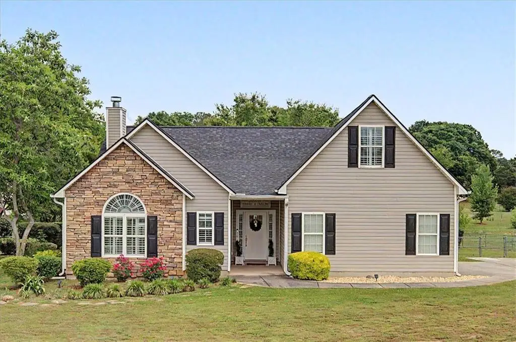 203 Rosewood Drive Se, Calhoun, GA 30701 - #1