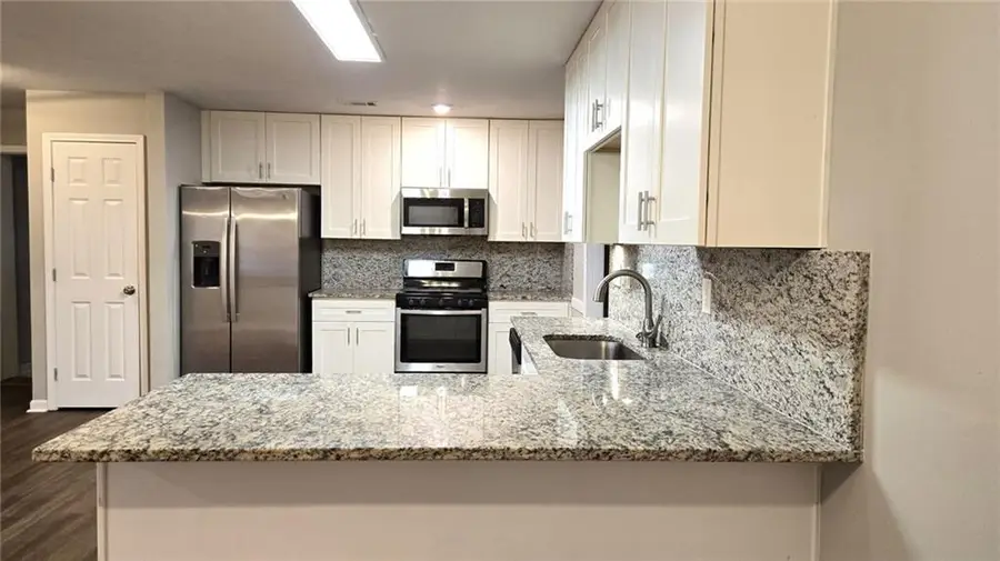 849 Capitol View Avenue Nw, Atlanta, GA 30318 - #2