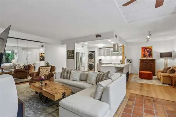 2632 Peachtree Road Nw #302B, Atlanta, GA 30305