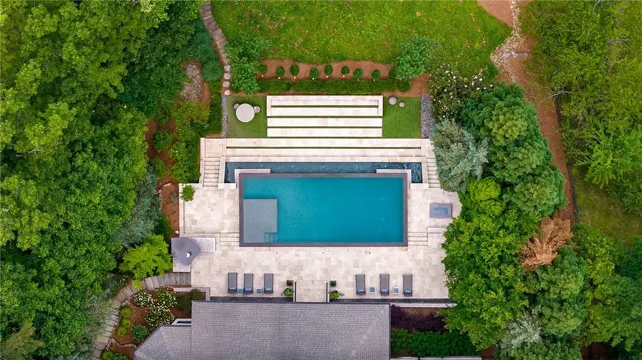 725 Londonberry Road, Atlanta, GA 30327 - #3