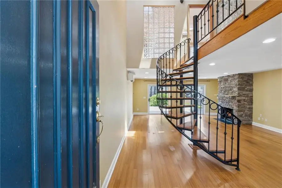 1023 Riverbend Club Drive Se, Atlanta, GA 30339 - #2