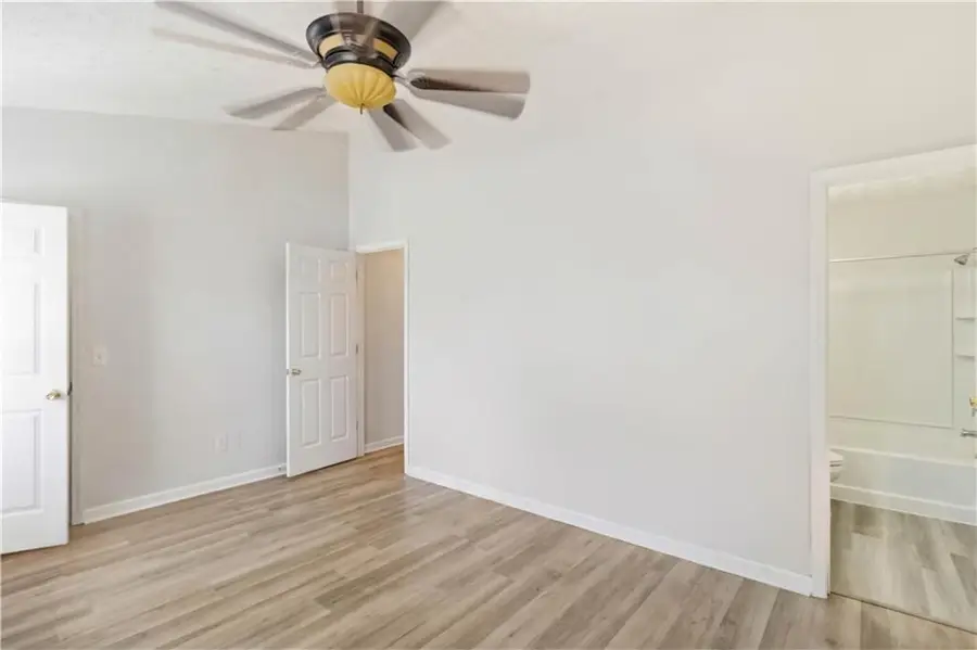 5559 Strathmoor Manor Circle, Lithonia, GA 30058 - #2