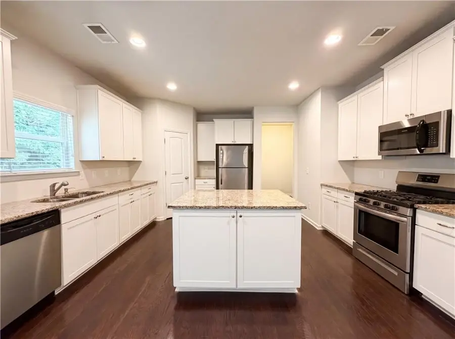 359 Holbrook Drive, Dallas, GA 30132 - #2