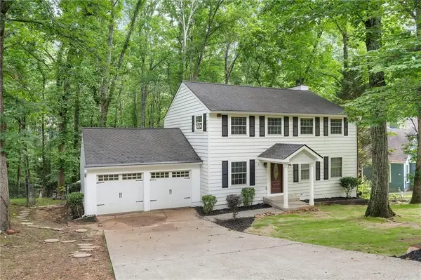 1700 Ellenwood Drive Ne, Roswell, GA 30075