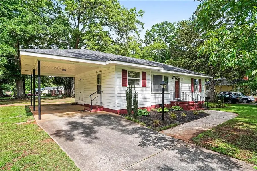 309 Cherokee Circle, Griffin, GA 30224 - #2