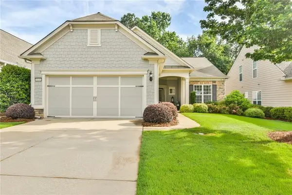 6649 Burnt Hickory Drive, Hoschton, GA 30548