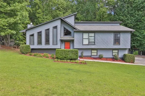 3491 Birchwood Trail, Snellville, GA 30078