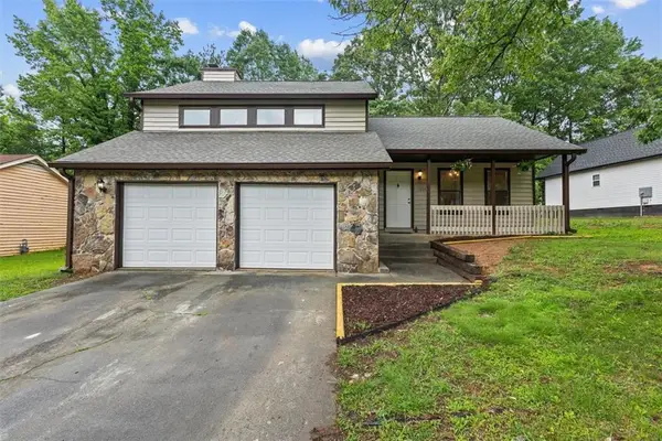 1055 Chapman Lane, Stone Mountain, GA 30088