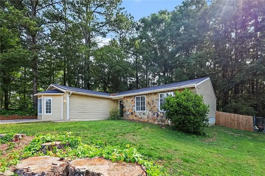 2196 Scarbrough Drive, Stone Mountain, GA 30088 - #2